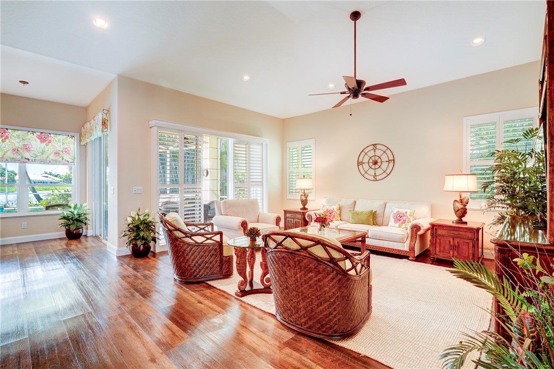 Vero Beach, Florida 32963, United States, 2 Bedrooms Bedrooms, ,2 BathroomsBathrooms,Residential,Active,165657