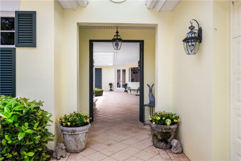 2131 Sea Mist Court, Vero Beach, FL 32963