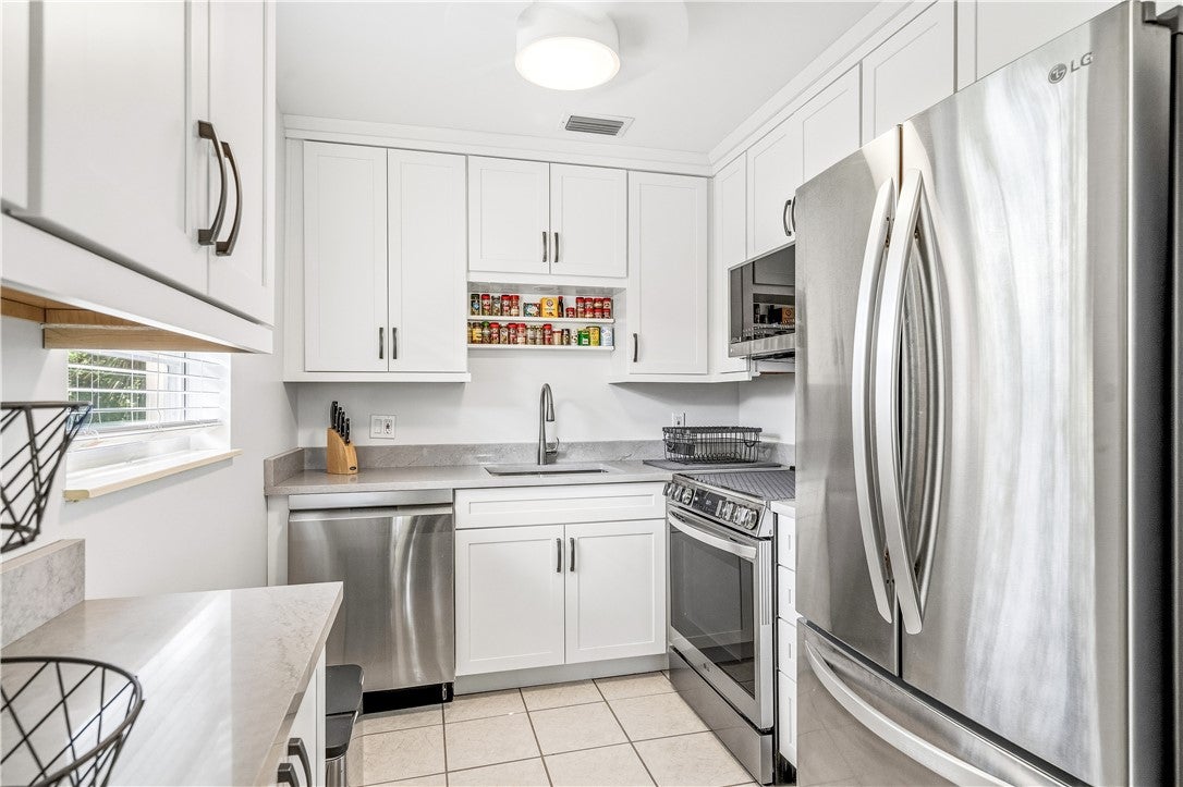 47 Vista Gardens Trail 203, Vero Beach