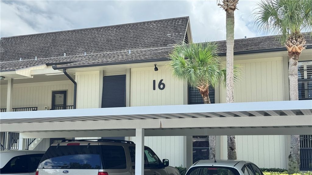 Photo of 16 Plantation Drive #105, Vero Beach, FL 32966 (MLS # 290987)