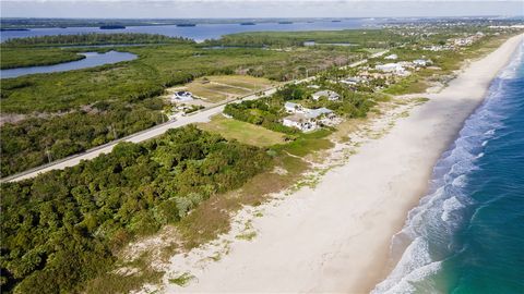 A home in Hutchinson Island