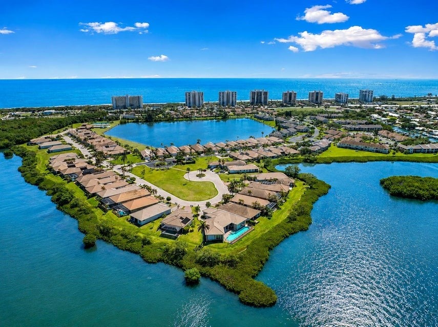 3209 S Lakeview Circle 8105