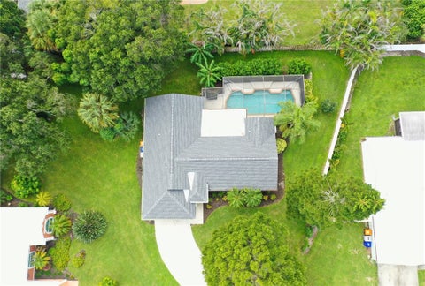 5065 8th Place, Vero Beach, FL 32966