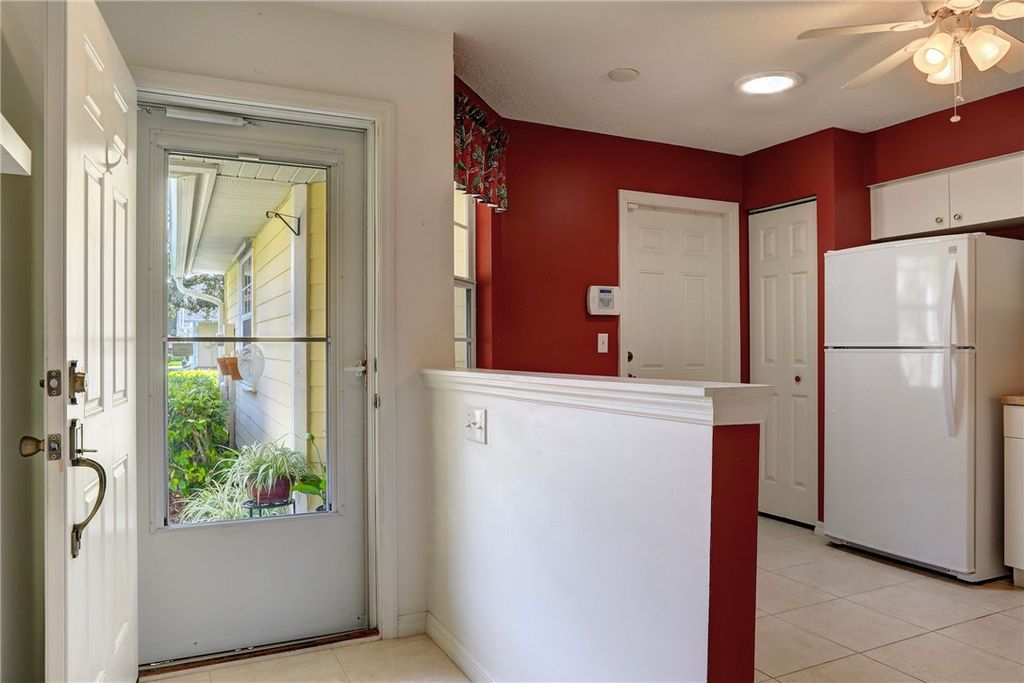 Photo of 685 5th Avenue, Vero Beach, FL 32962 (MLS # 291003)