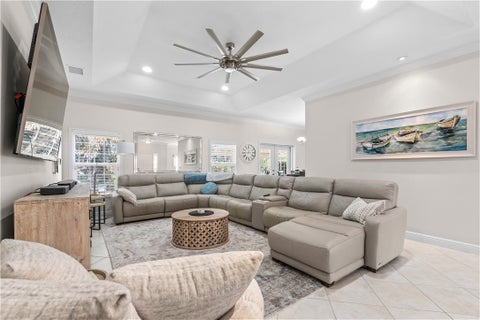 5850 Magnolia Lane 16, Vero Beach, FL 32967