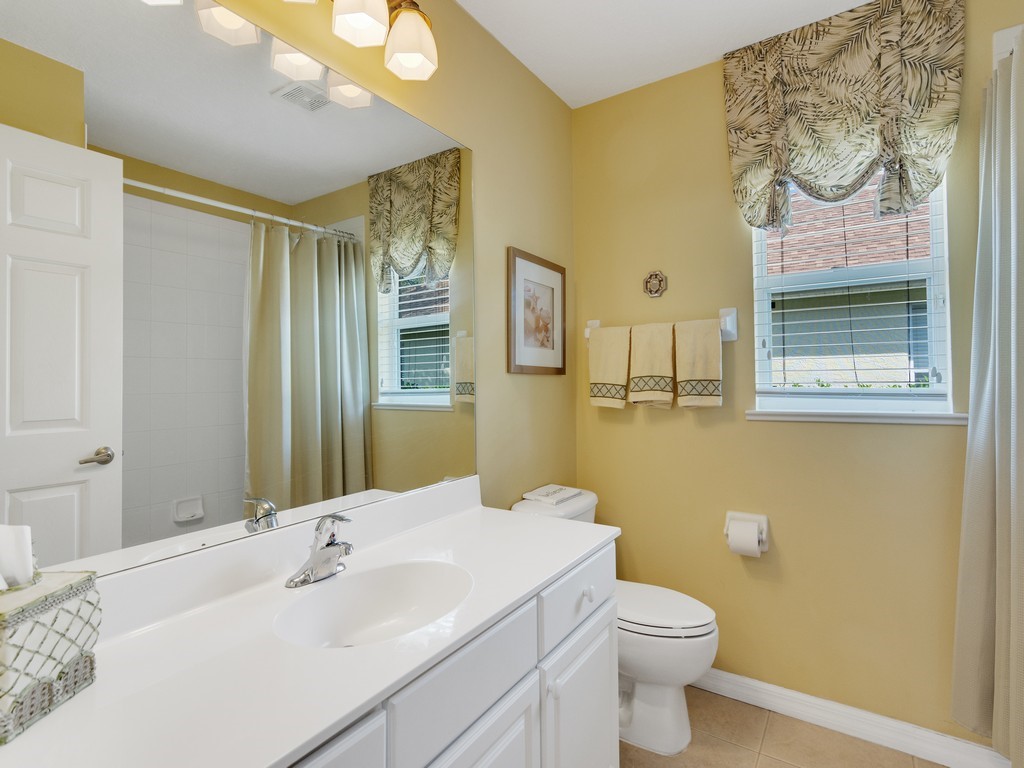 Vero Beach, Florida 32968, United States, 4 Bedrooms Bedrooms, ,3 BathroomsBathrooms,Residential,Pending,8420