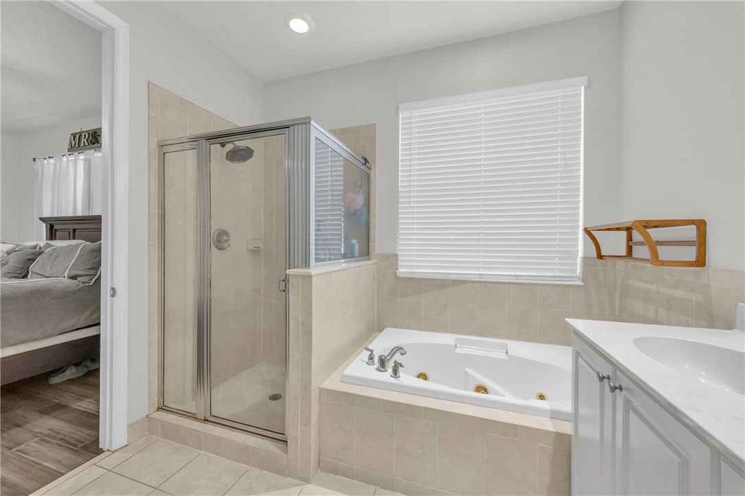 Vero Beach, Florida 32966, United States, 4 Bedrooms Bedrooms, ,3 BathroomsBathrooms,Residential,Active,196336