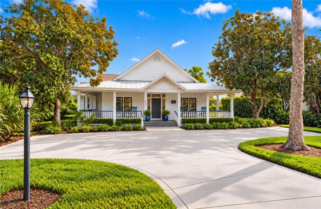 807 Carolina Circle Sw, Vero Beach