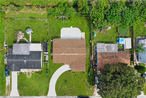 2424 1st Place Sw, Vero Beach, FL 32962