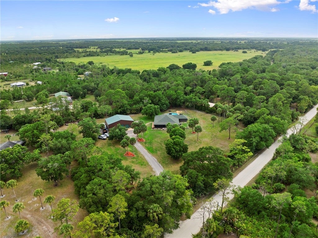 32801 N Us Highway 441