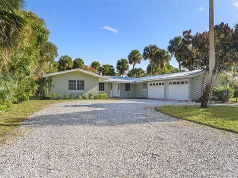 835 Royal Palm Place Vero Beach FL 32960