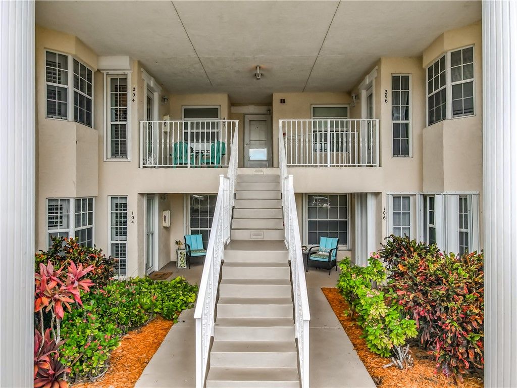 Photo of 760 Lake Orchid Circle #204, Vero Beach, FL 32963 (MLS # 291286)