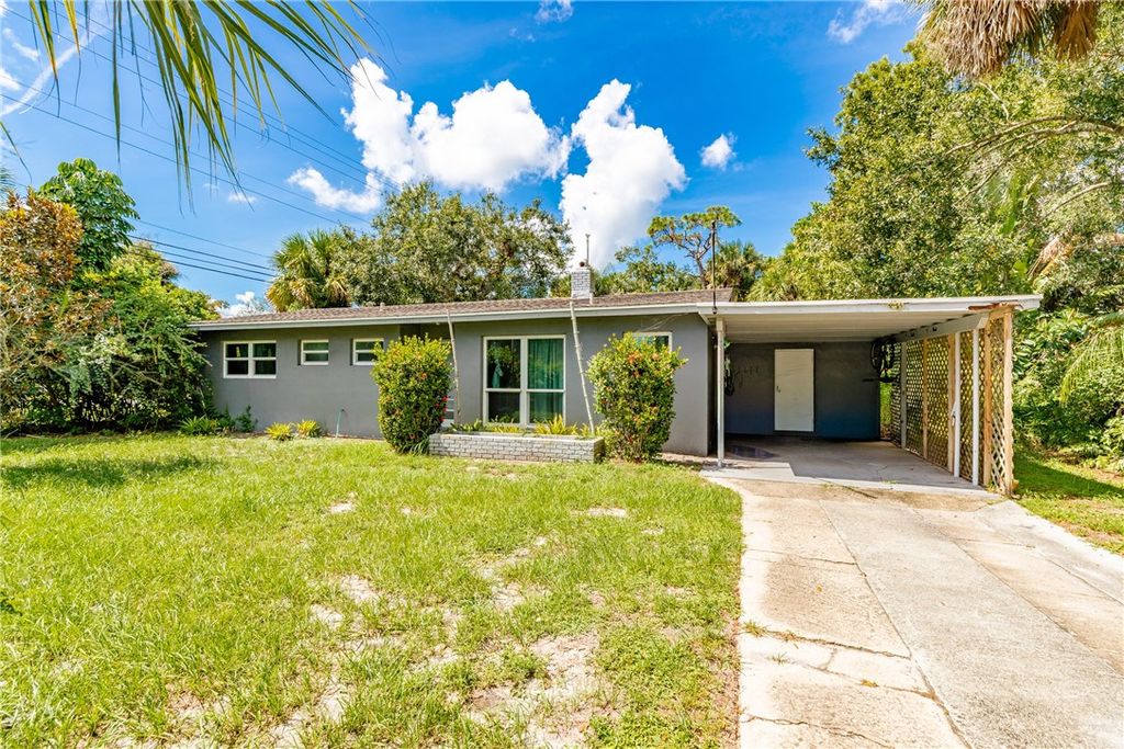 Photo of 1601 24th Avenue, Vero Beach, FL 32960 (MLS # 291448)