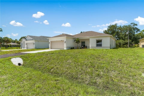 8125 104th Avenue, Vero Beach, FL 32967