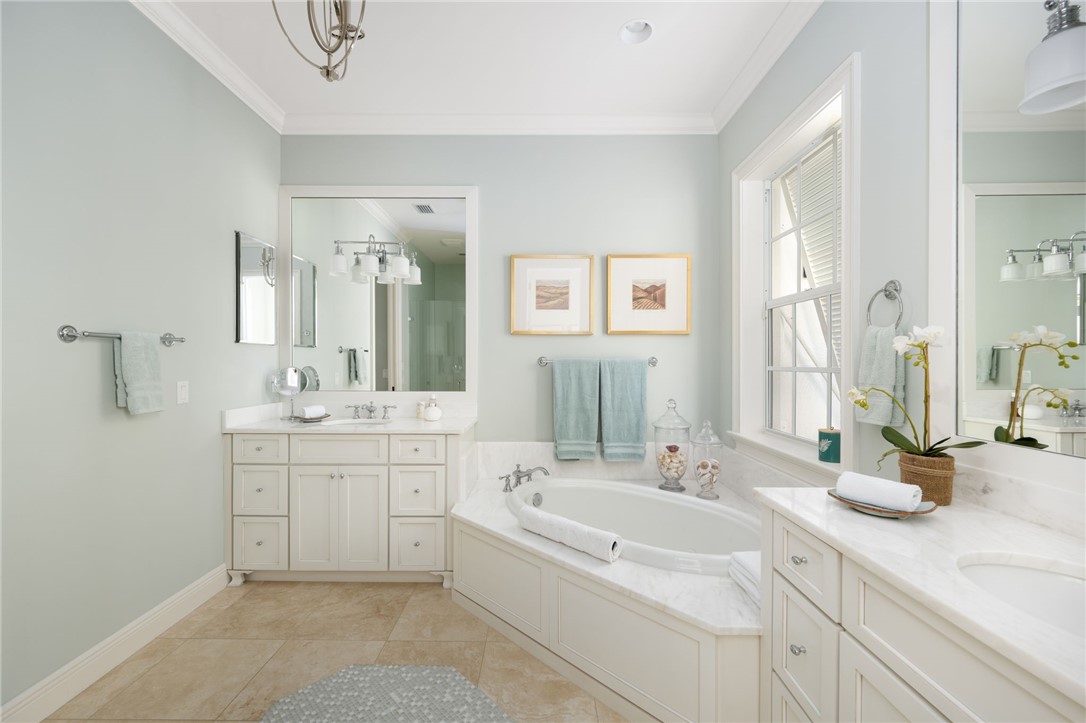 Vero Beach, Florida, 32963, United States, 3 Bedrooms Bedrooms, ,4 BathroomsBathrooms,Residential,Active,2009124