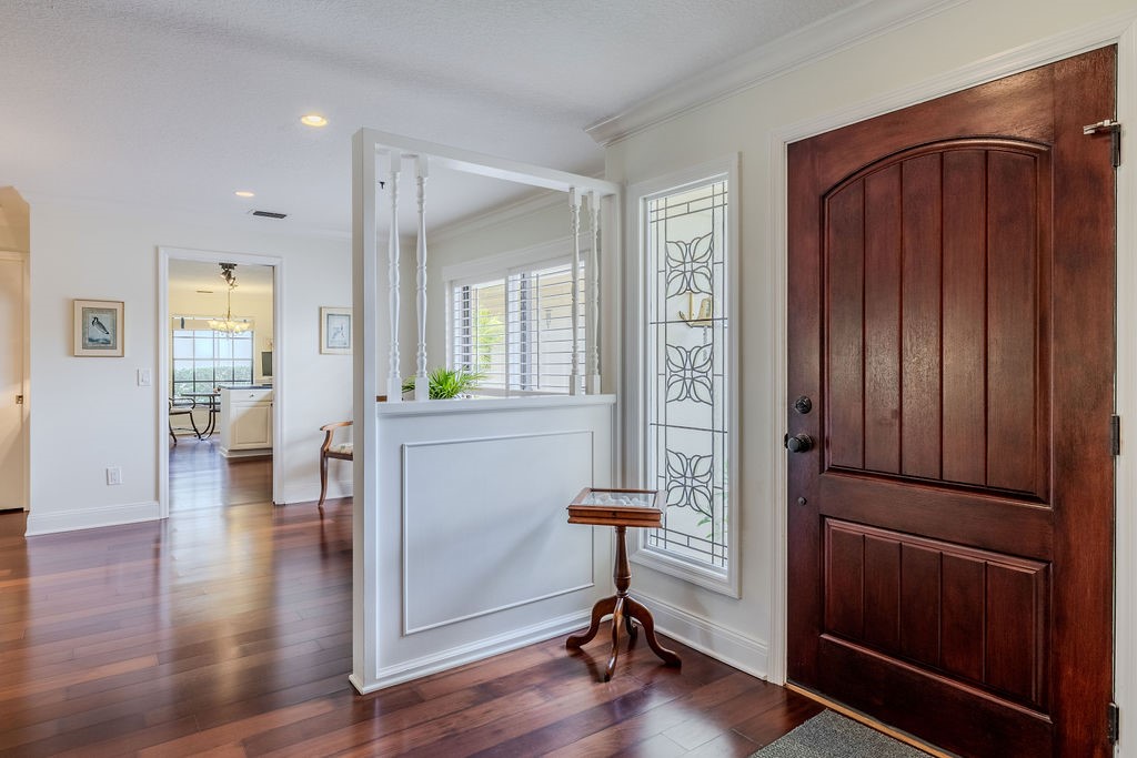111 Prestwick Circle