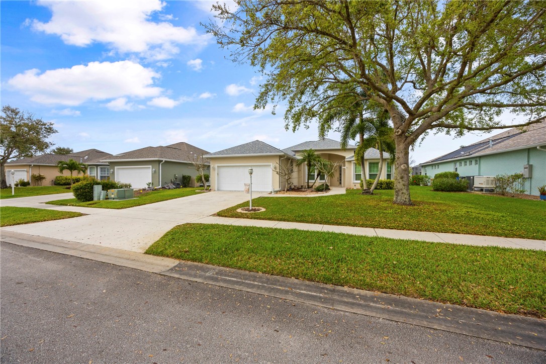 Vero Beach, Florida 32968, United States, 3 Bedrooms Bedrooms, ,2 BathroomsBathrooms,Residential,Active,88443