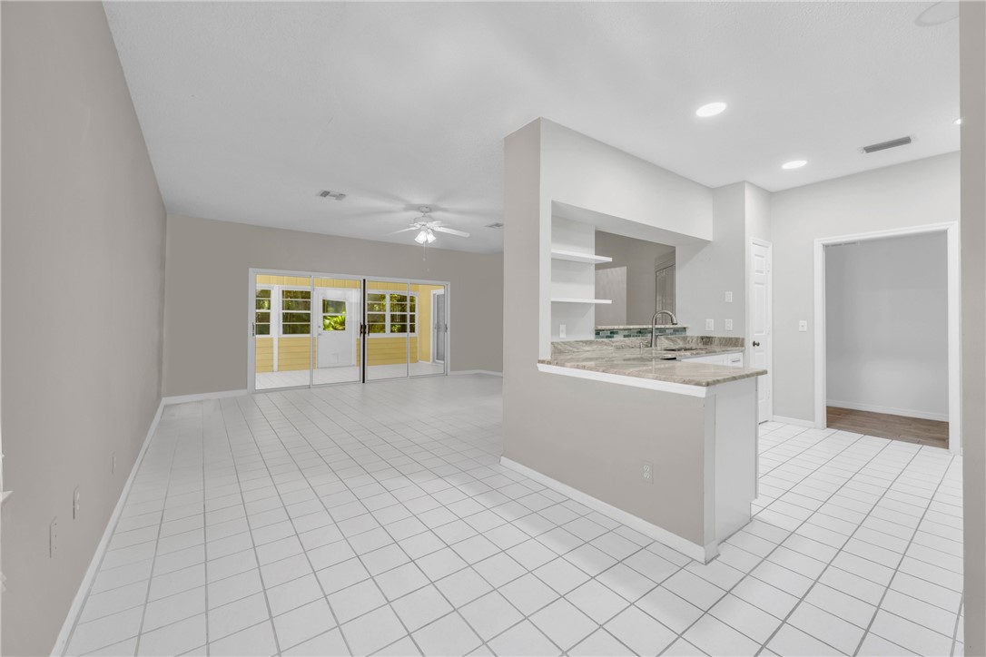 Vero Beach, Florida 32962, United States, 3 Bedrooms Bedrooms, ,2 BathroomsBathrooms,Residential,Active,197250