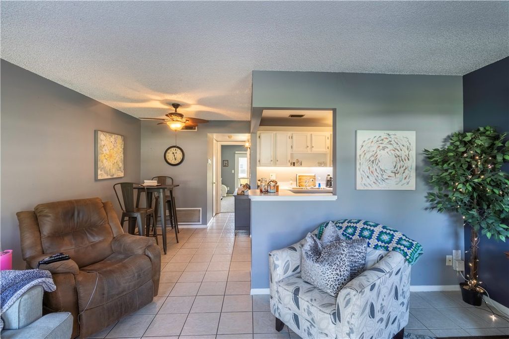Photo of 50 Woodland Drive #104, Vero Beach, FL 32962 (MLS # 291664)