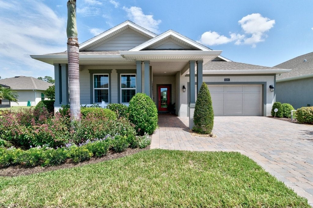 6180 Red Maple Manor