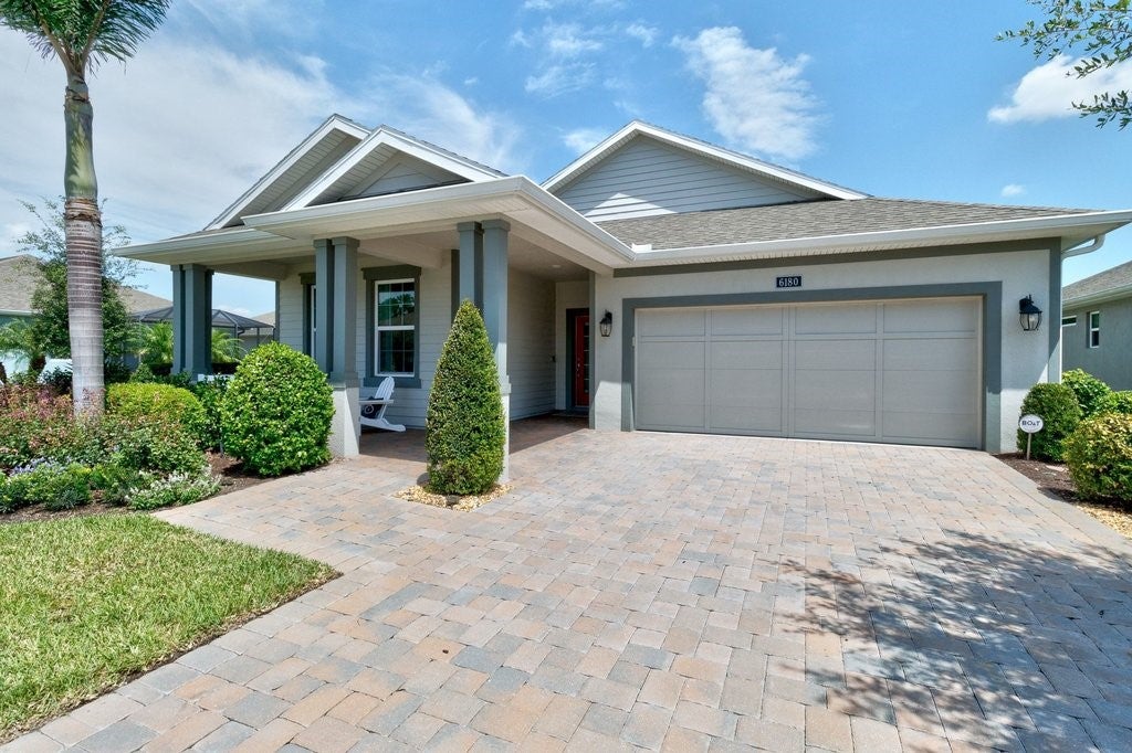 6180 Red Maple Manor