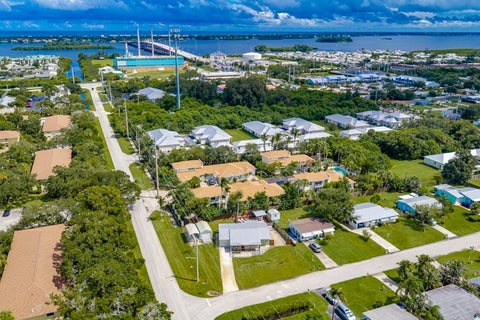 1790 5th Avenue, Vero Beach, FL 32960