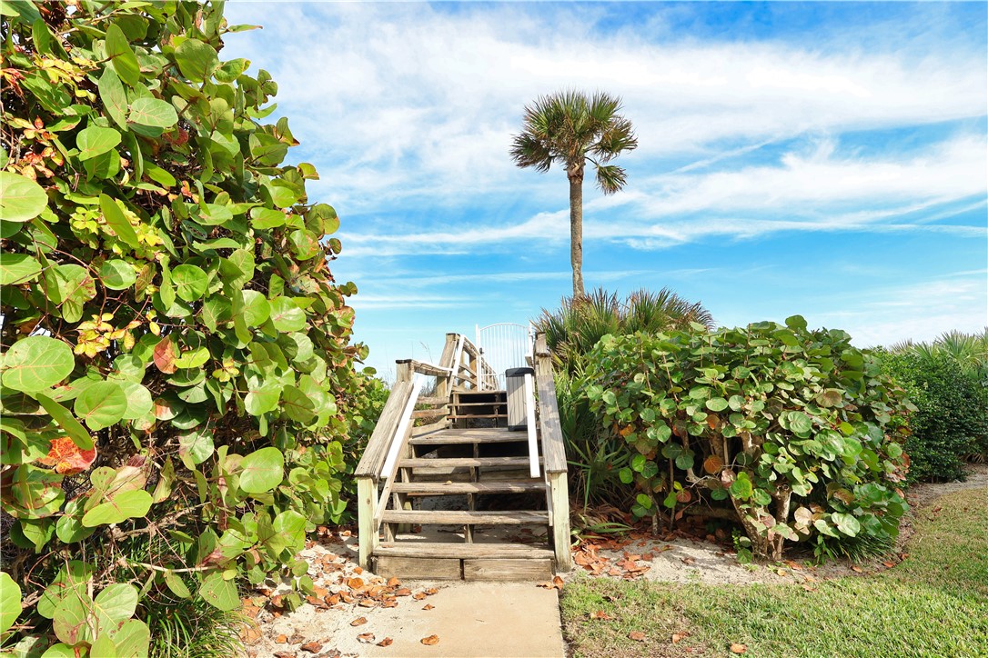 Vero Beach, Florida 32963, United States, 2 Bedrooms Bedrooms, ,2 BathroomsBathrooms,Residential,Active,22920