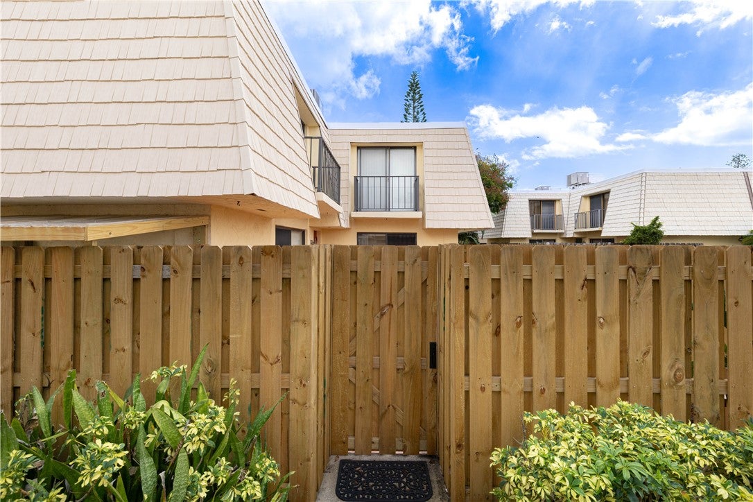 1170 6th Avenue 22D