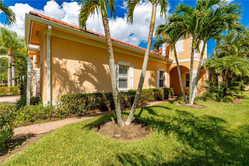 Photo of 1033 River Wind Circle, Vero Beach, FL 32967 (MLS # 291371)
