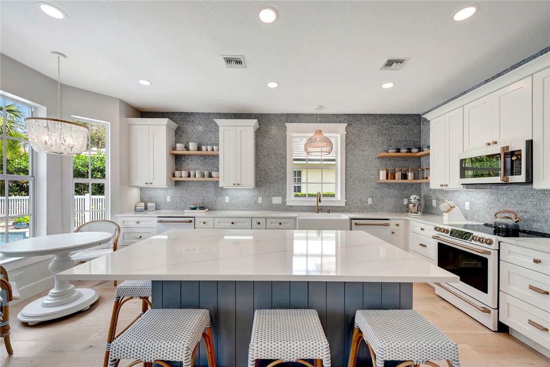 1142 Governors Way