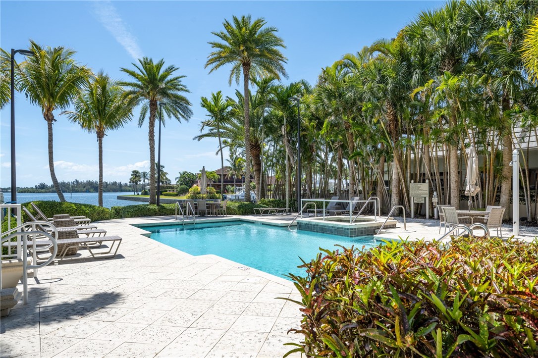 Vero Beach, Florida, 32960, United States, 3 Bedrooms Bedrooms, ,4 BathroomsBathrooms,Residential,Active,1967482