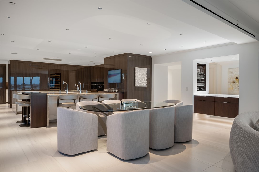 Vero Beach, Florida, 32960, United States, 3 Bedrooms Bedrooms, ,4 BathroomsBathrooms,Residential,Active,1967482