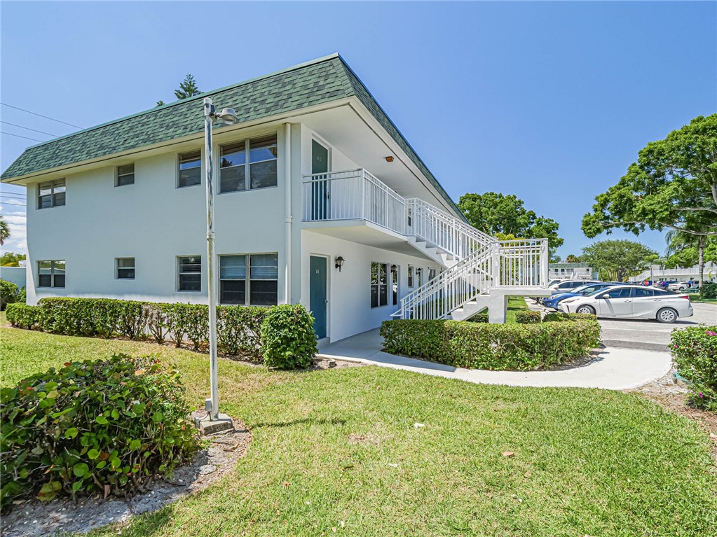2800 Indian River Boulevard 10R
