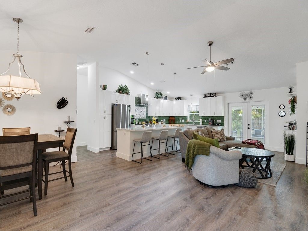Photo of 1365 21st Place SW, Vero Beach, FL 32962 (MLS # 291059)