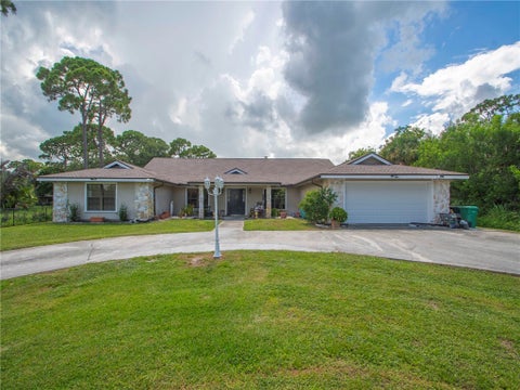5101 Deer Run Drive, Fort Pierce, FL 34951