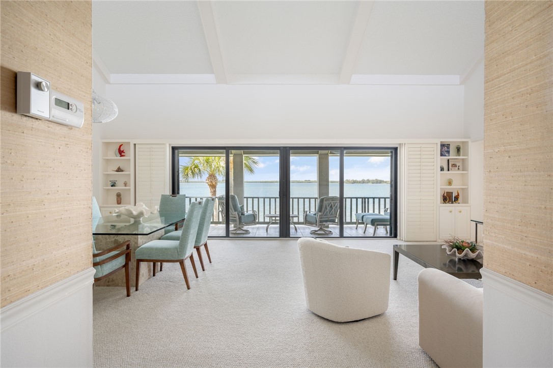 1001 Bay Road 302