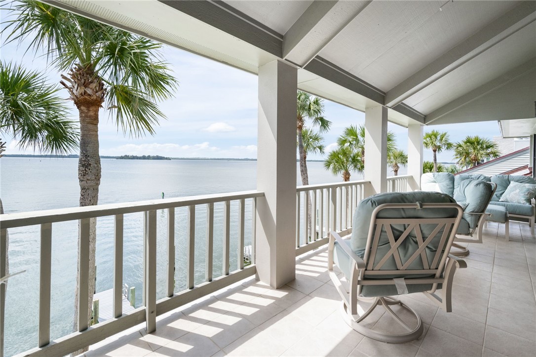 1001 Bay Road 302