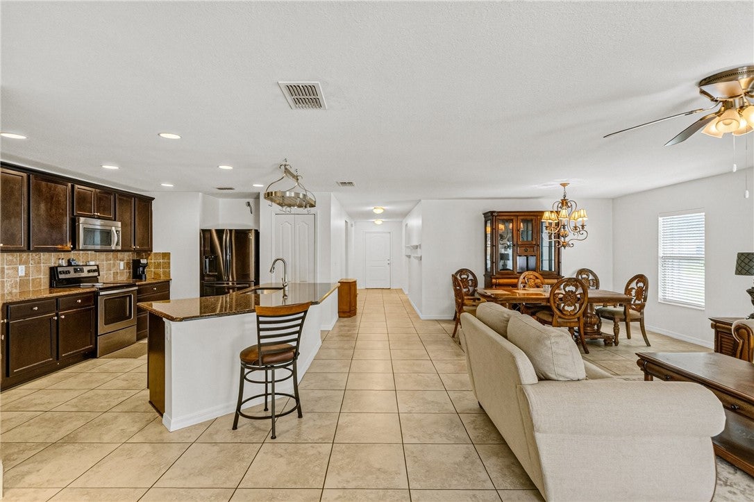 220 Bellamy Trail