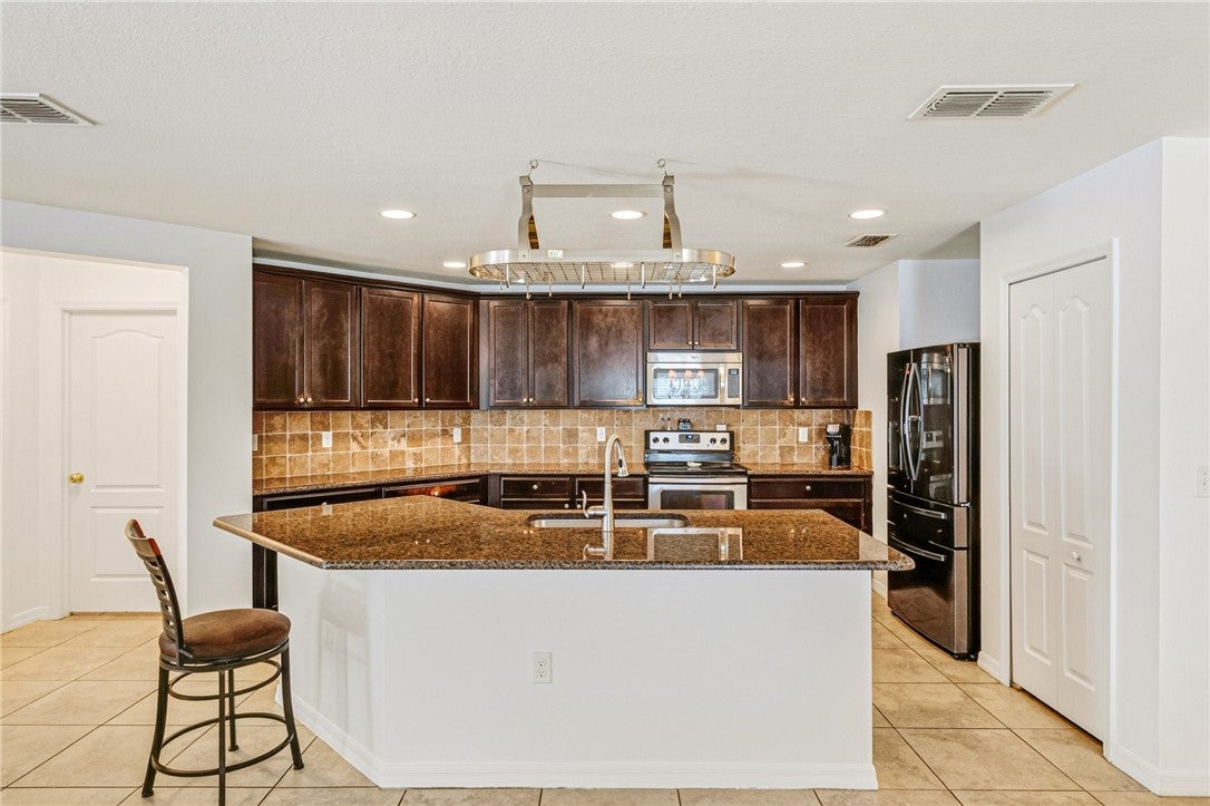 220 Bellamy Trail