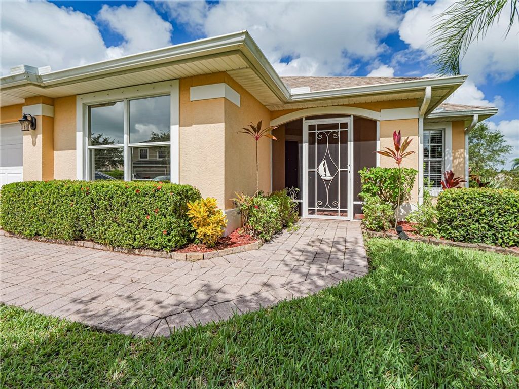 Photo of 5310 Valencia Lane SW, Vero Beach, FL 32968 (MLS # 291726)