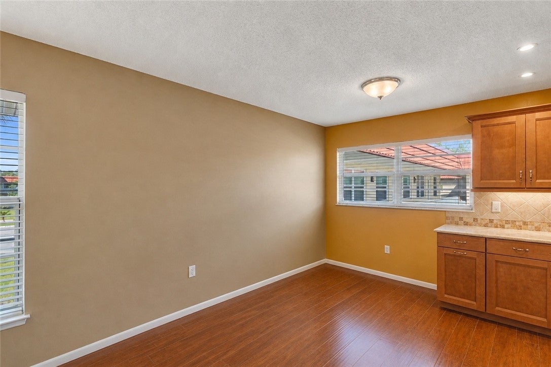 68 Royal Oak Court 202