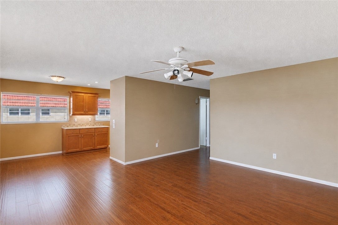 68 Royal Oak Court 202