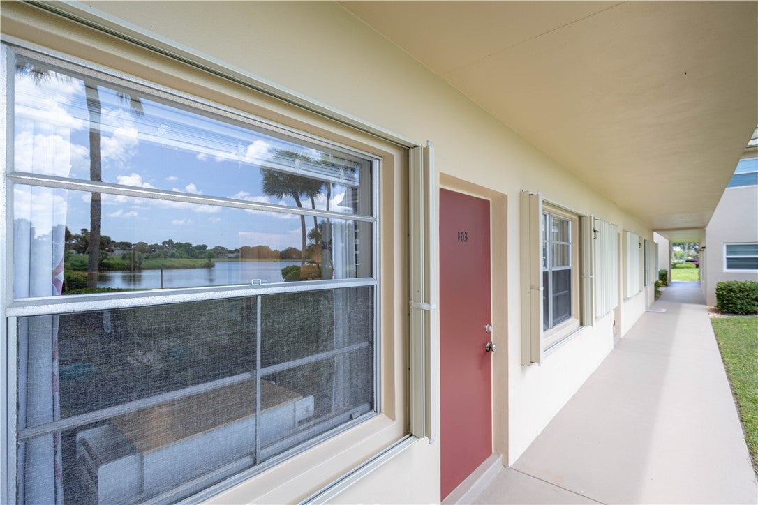 36 Vista Gardens Trail 103