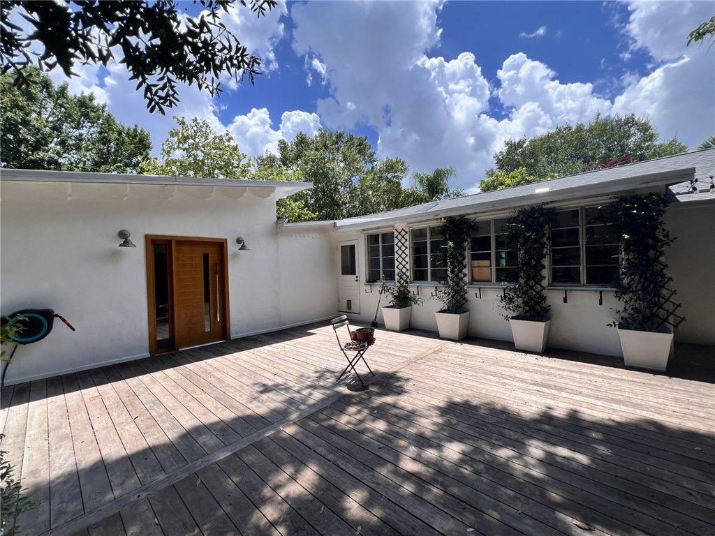 Photo of 1908 37th Avenue, Vero Beach, FL 32960 (MLS # 291236)