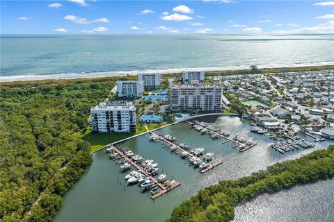 A home in Hutchinson Island