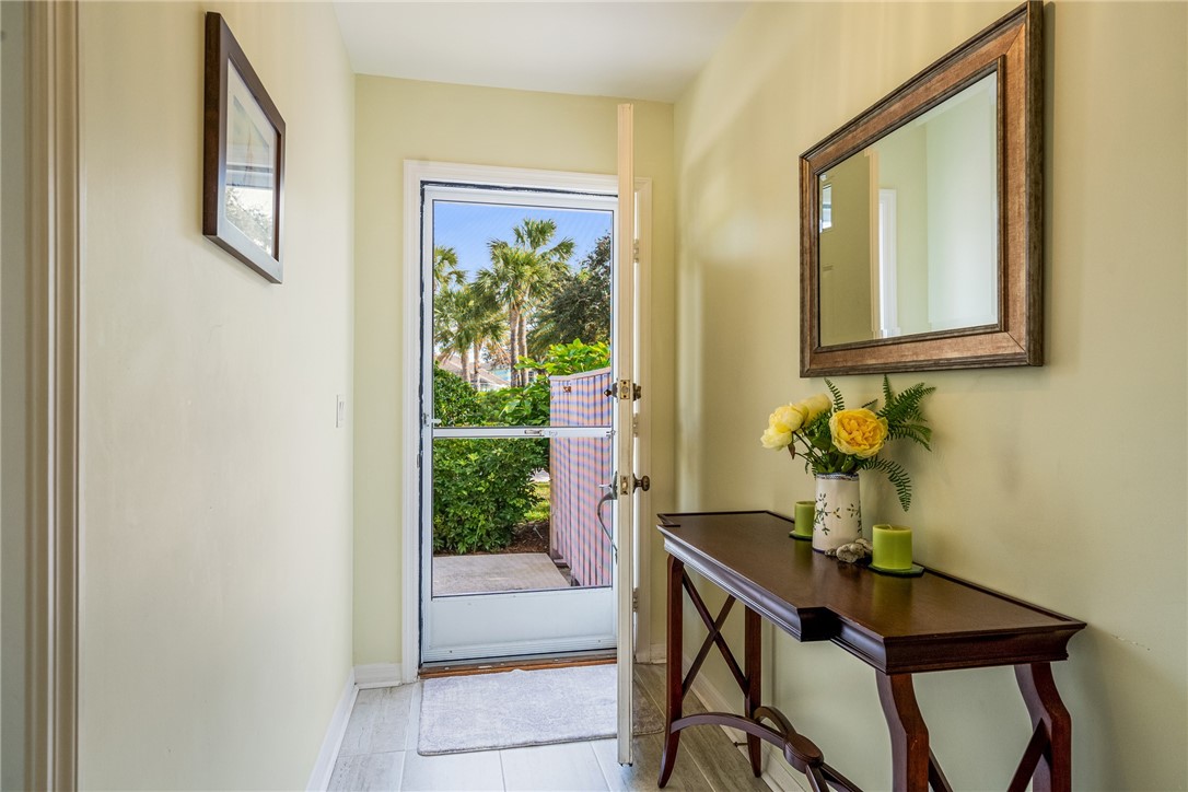 300 Harbour Drive 300-B