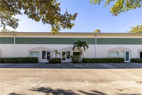 4005 43rd Avenue, Vero Beach, FL 32960