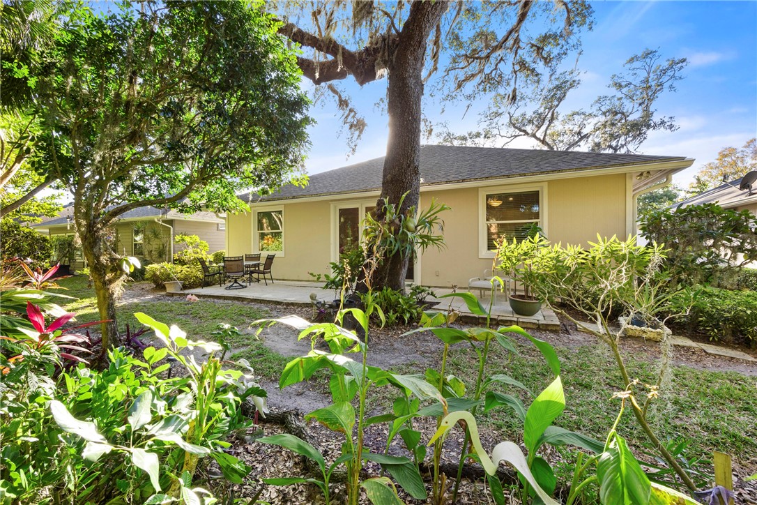 Vero Beach, Florida 32962, United States, 3 Bedrooms Bedrooms, ,2 BathroomsBathrooms,Residential,Active,20372