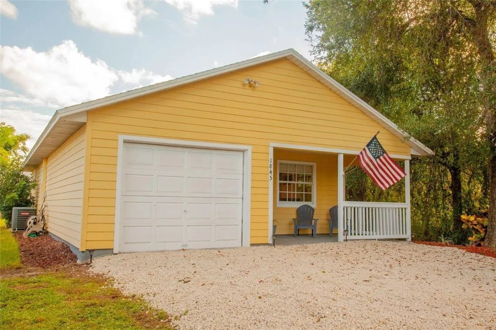 Photo of 1845 13th Place SW, Vero Beach, FL 32962 (MLS # 291674)