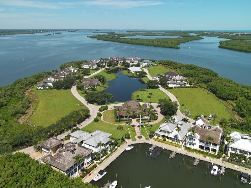 9225 W Marsh Island Drive